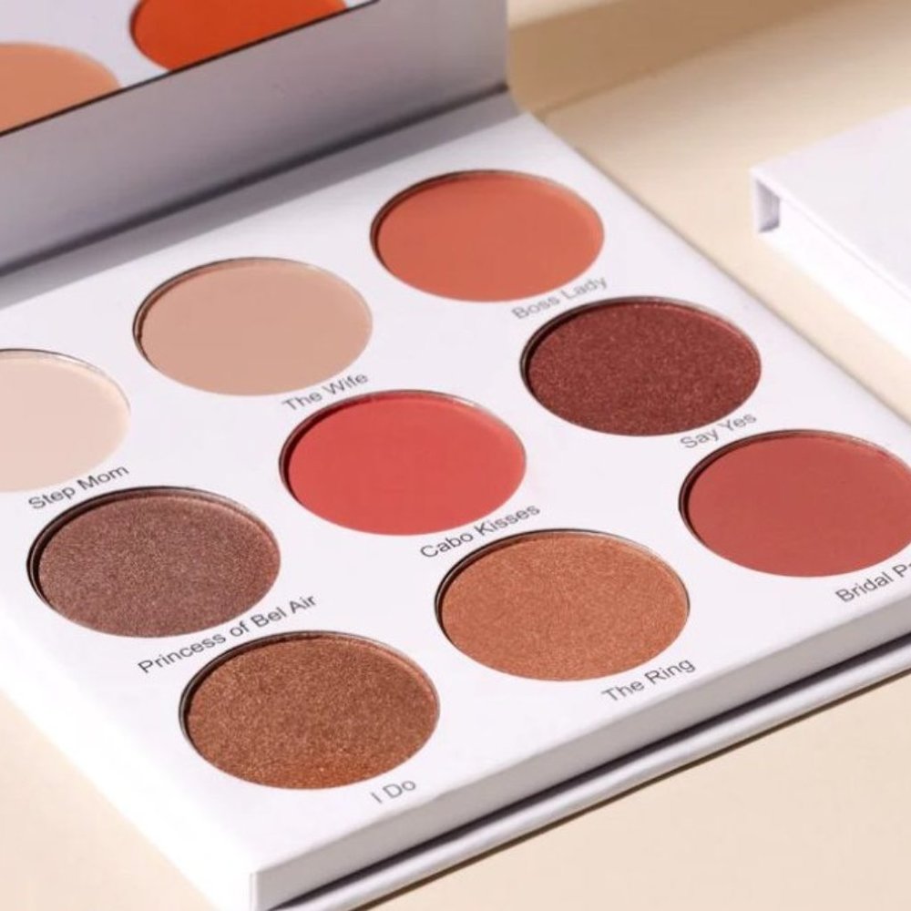Give Them LaLa Beauty Grown Woman Eyeshadow Palette New!